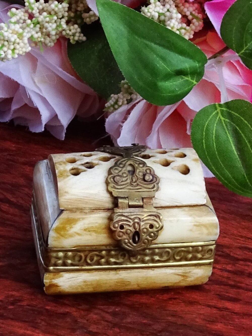 Vintage Handmade Camel Bone Trinket Box Brass Velvet Lined 3x2